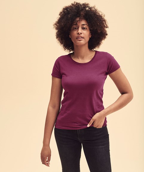 woman wearing purple t-shirt